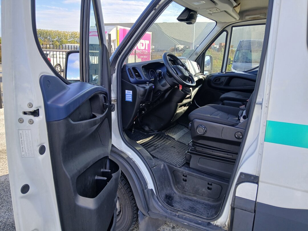 Iveco Daily Automatic L4 9 Passenger transport ACC – foto 10 – kavel bij BAS World Auctions, Veghel