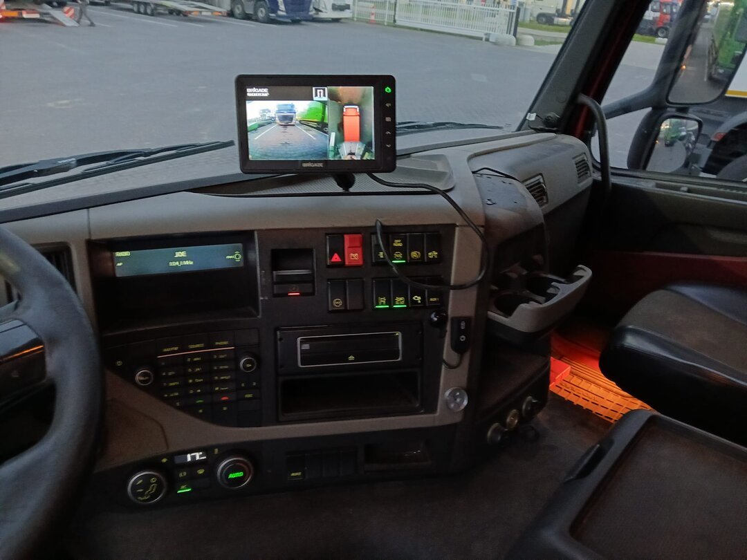 Volvo FM Skiploader Truck Cruise Control Day Cab – foto 8 – kavel bij BAS World Auctions, Veghel