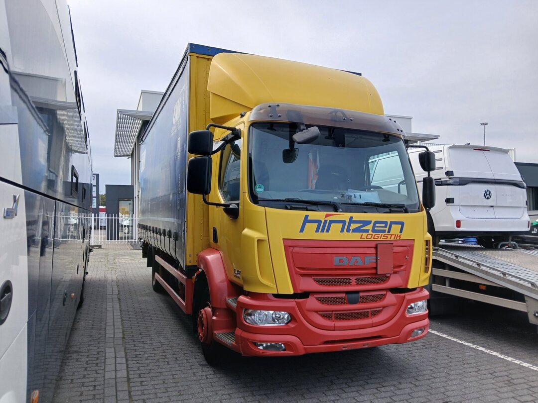 DAF LF 290 Curtainsides Truck ACC Taillift Day Cab – foto 2 – kavel bij BAS World Auctions, Veghel
