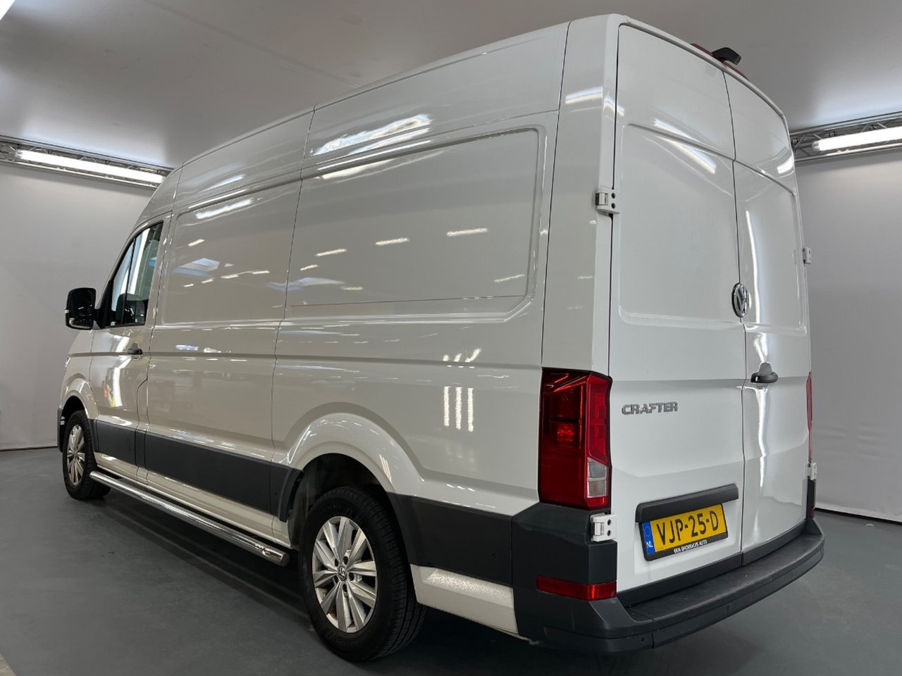 Volkswagen Crafter 35 2.0 TDI L3H3 2021 – foto 4 – kavel bij BAS World Auctions, Veghel
