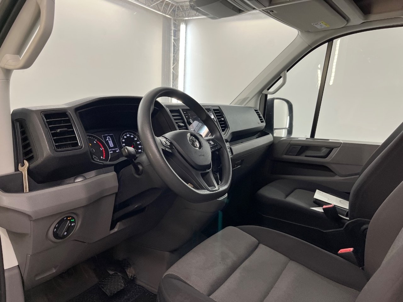 Volkswagen Crafter 35 2.0 TDI L3H3 2021 – foto 6 – kavel bij BAS World Auctions, Veghel
