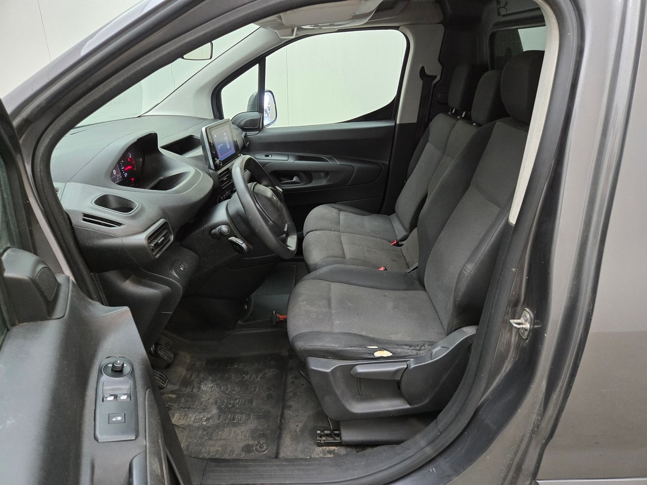 Peugeot Partner 1.6 BlueHDI Premium 2019 – foto 6 – kavel bij BAS World Auctions, Veghel