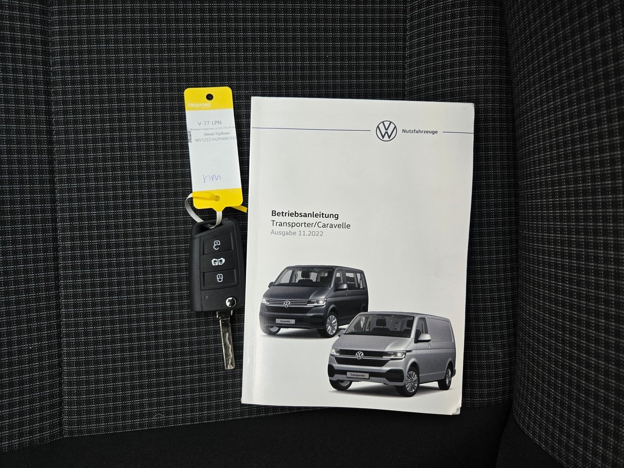 Volkswagen Transporter 2.0 TDI L2H3 28 Highline 2023 – foto 10 – kavel bij BAS World Auctions, Veghel