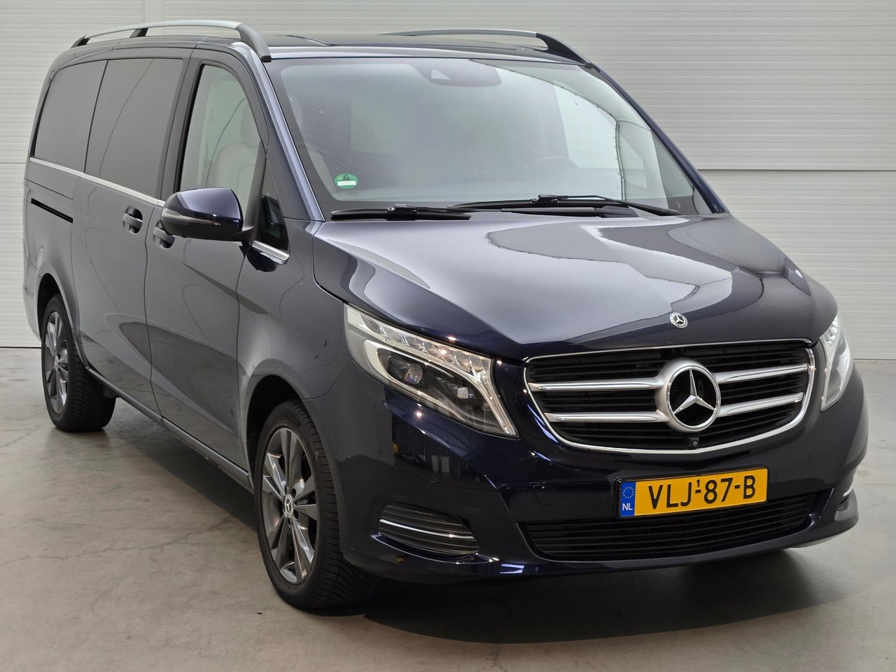 Mercedes-Benz V-klasse 250d Lang DC Avantgarde Edition 2018 – foto 3 – kavel bij BAS World Auctions, Veghel