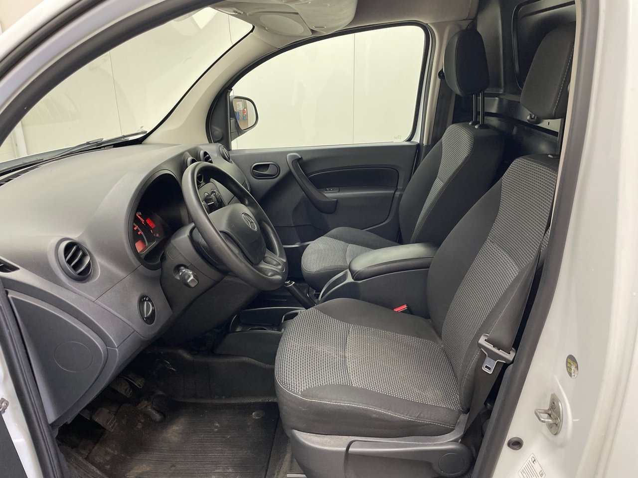 Mercedes-Benz Citan 108 CDI BlueEFFICIENCY 2019 – foto 6 – kavel bij BAS World Auctions, Veghel