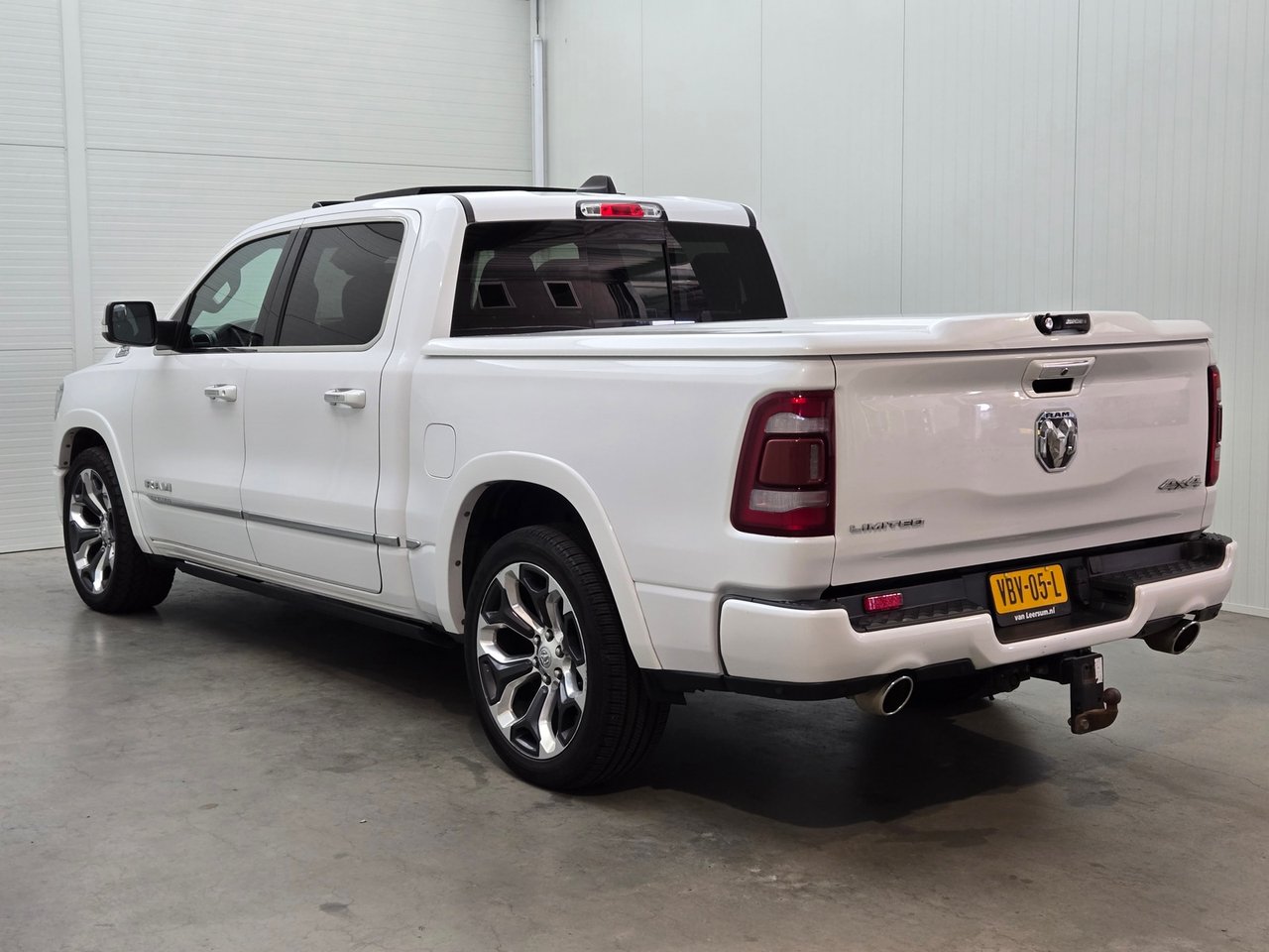 Dodge Ram 1500 5.7 V8 4x4 Crew Cab Limited 2019 – foto 4 – kavel bij BAS World Auctions, Veghel