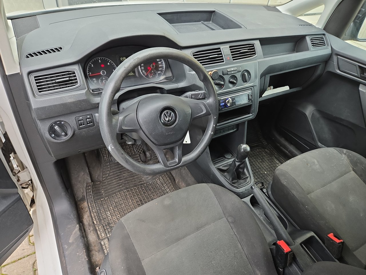 Volkswagen Caddy 2.0 TDI L1H1 BMT Easyline 2016 – foto 8 – kavel bij BAS World Auctions, Veghel