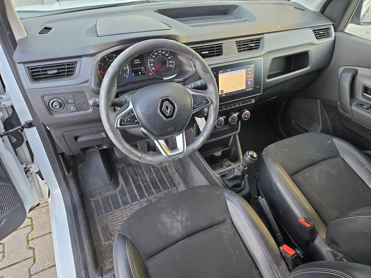 Renault Express 1.5 dCi 75 Comfort + 2022 – foto 8 – kavel bij BAS World Auctions, Veghel
