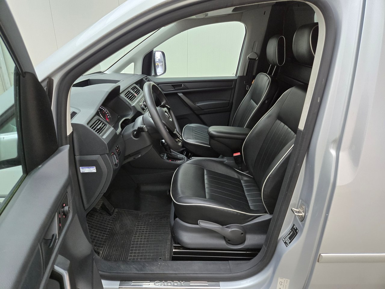 Volkswagen Caddy 2.0 TDI L1H1 BMT Trendline 2017 – foto 6 – kavel bij BAS World Auctions, Veghel