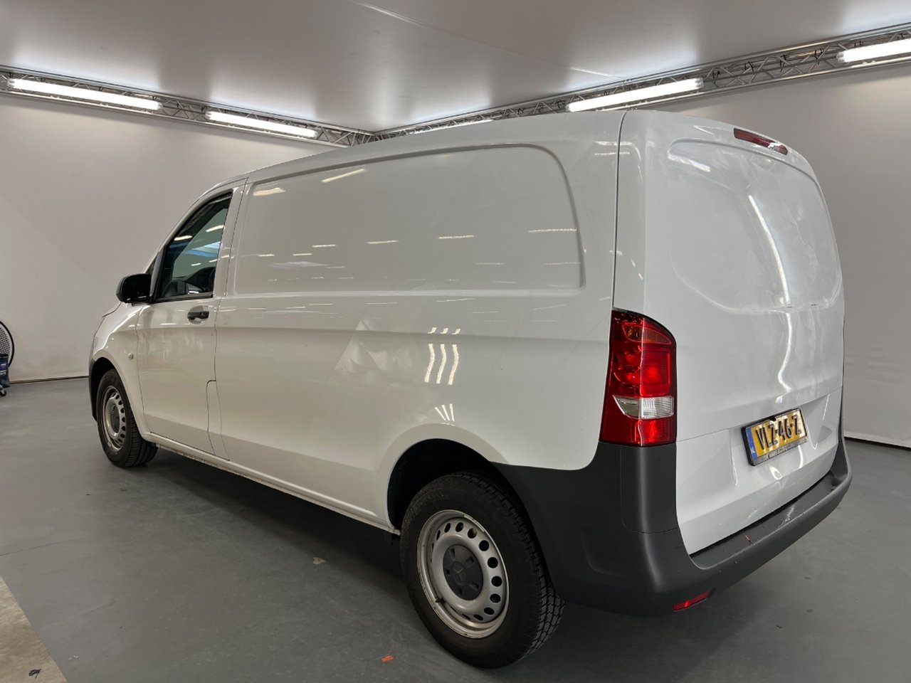 Mercedes-Benz Vito 110 CDI Lang 2022 – foto 4 – kavel bij BAS World Auctions, Veghel