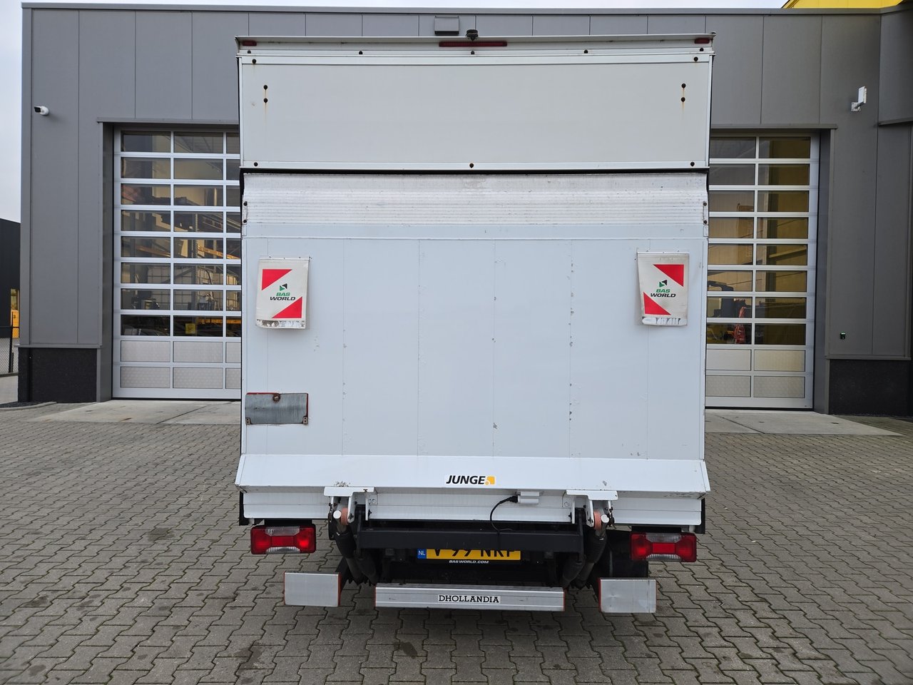 Iveco Daily 35S14 2.3 410 2019 – foto 9 – kavel bij BAS World Auctions, Veghel