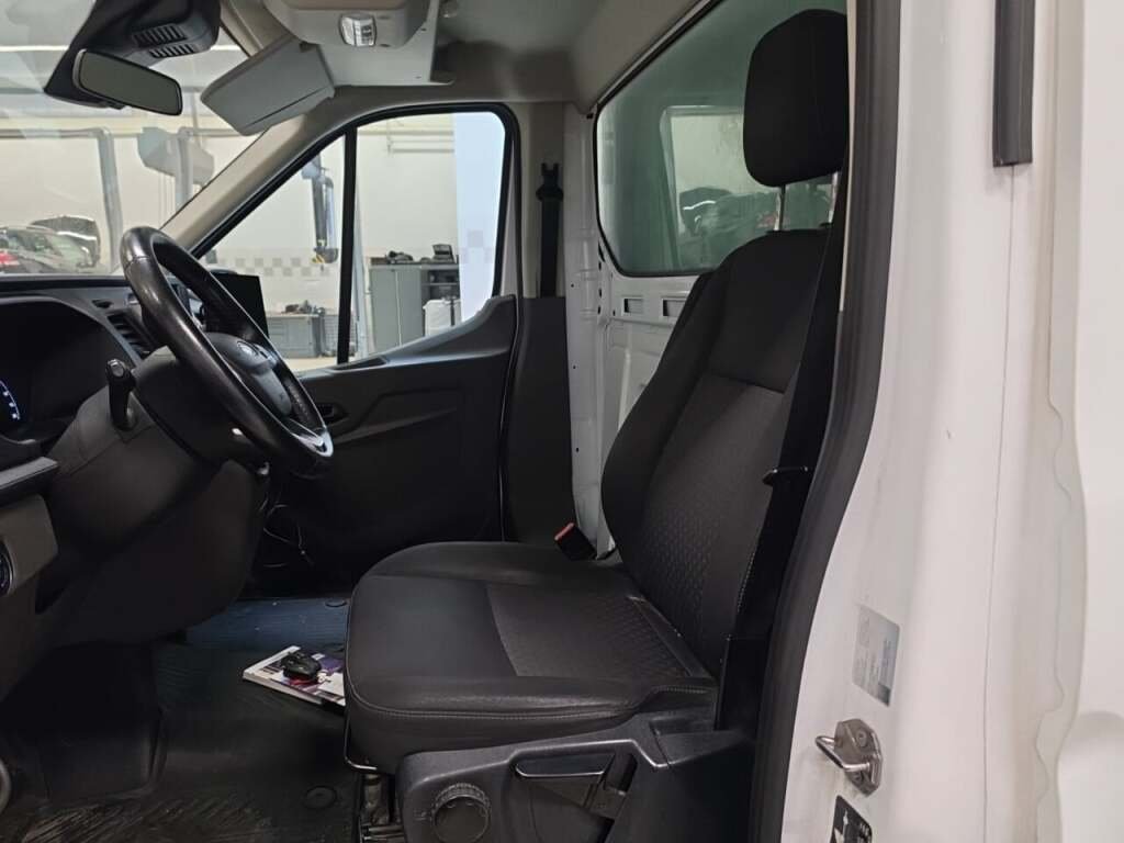 Ford Transit Closed Box Taillift 350 2.0 TDCI L3H1 Am 2020 Airco – foto 10 – kavel bij BAS World Auctions, Veghel