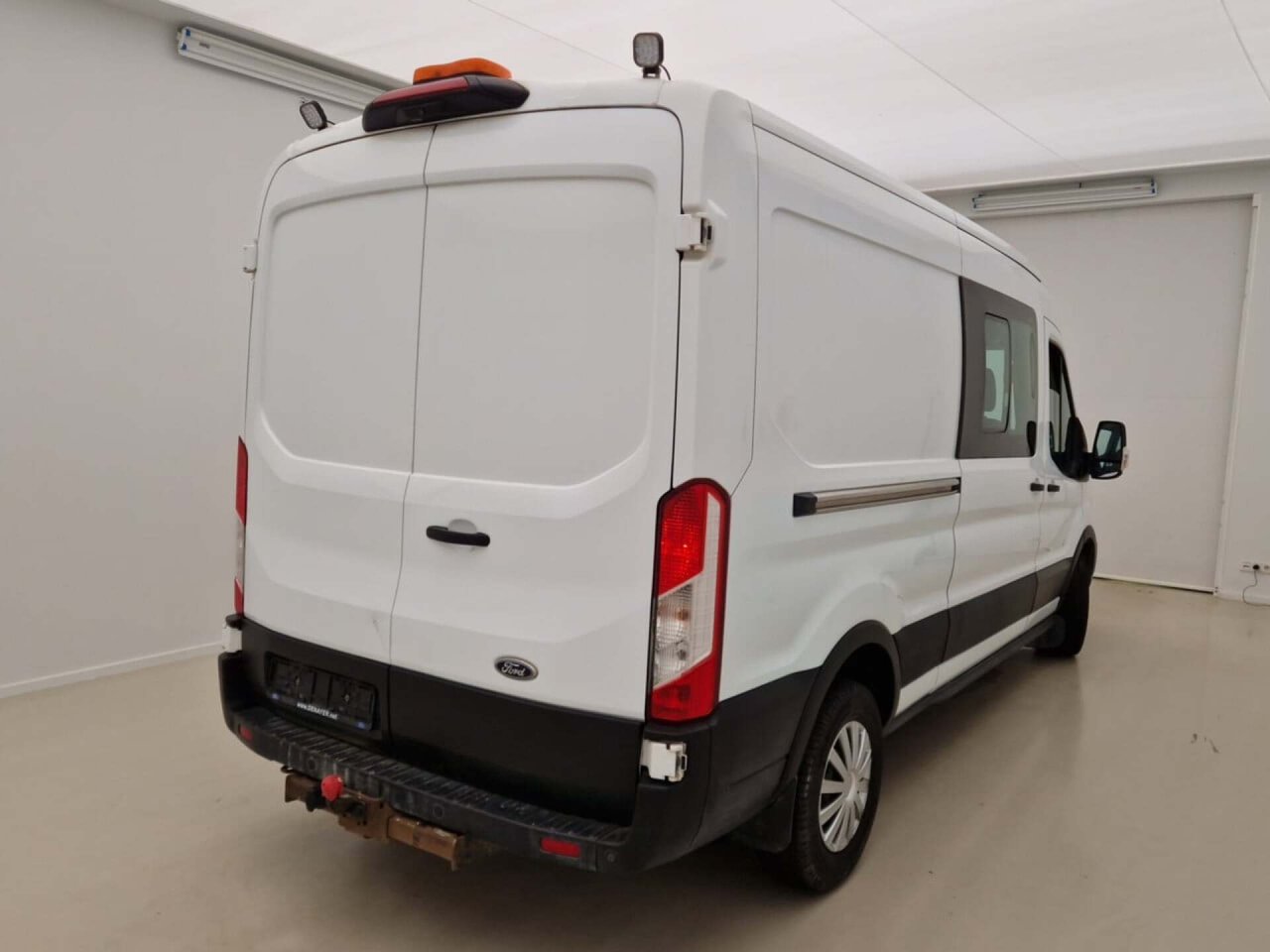 Ford Transit 2.0 350L L3H2 TD Trend 2020 Airco/NAV/Leer/PDC – foto 3 – kavel bij BAS World Auctions, Veghel