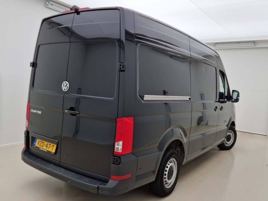 Volkswagen Crafter 30 2.0 TDI L3H2 2023 AUT/Airco/NAV/PDC/LED – foto 3 – kavel bij BAS World Auctions, Veghel
