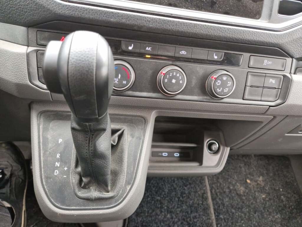 Volkswagen Crafter 30 2.0 TDI L3H2 2023 AUT/Airco/NAV/PDC/LED – foto 10 – kavel bij BAS World Auctions, Veghel