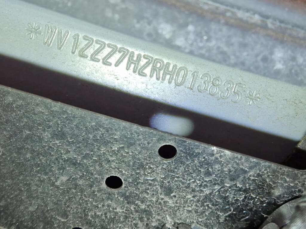 Volkswagen Transporter 2.0 TDI L2H1 2023 AUT/Airco/NAV/LMV/PDC – foto 6 – kavel bij BAS World Auctions, Veghel