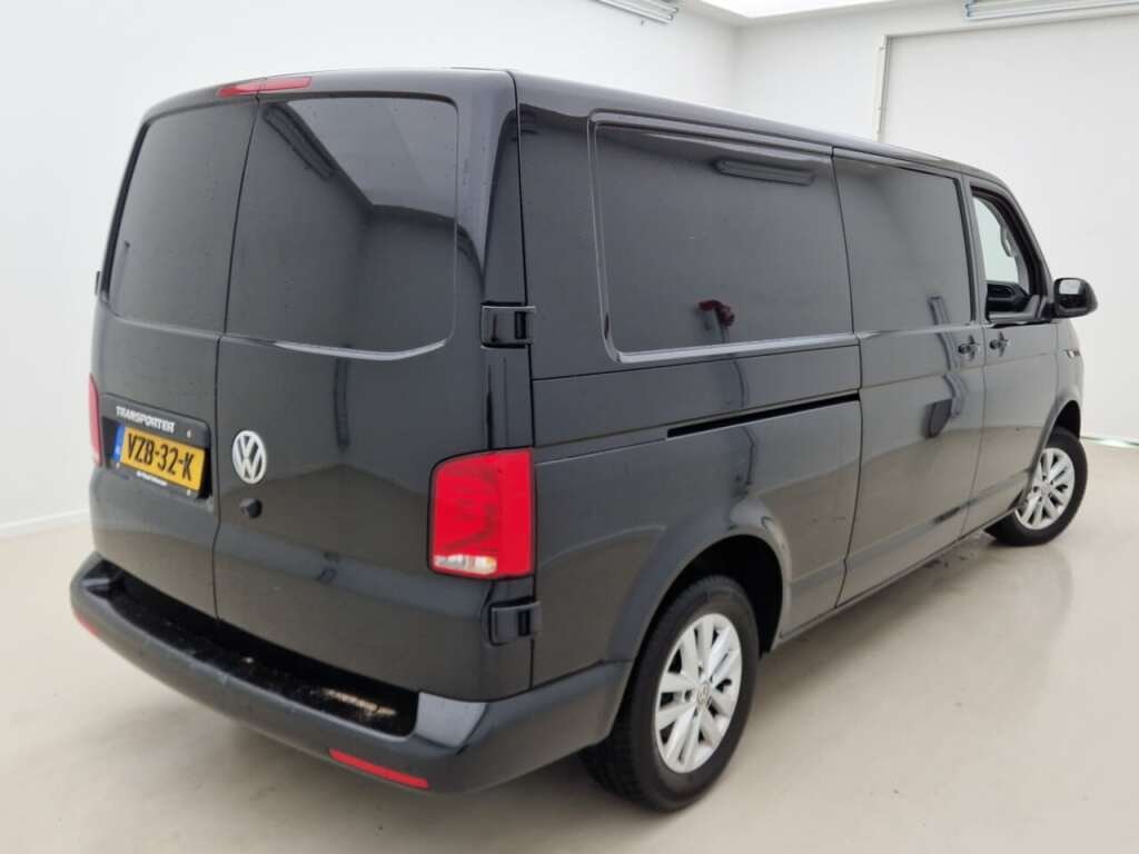 Volkswagen Transporter 2.0 TDI L2H1 2023 AUT/Airco/NAV/LMV/PDC – foto 3 – kavel bij BAS World Auctions, Veghel