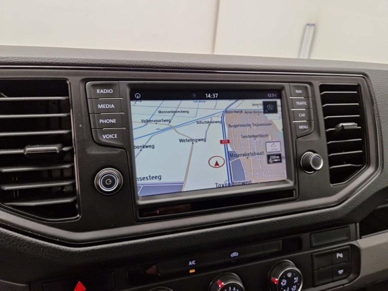 Volkswagen Crafter 35 2.0 TDI L3H2 DSG 2018 AUT/Airco/NAV/PDC – foto 10 – kavel bij BAS World Auctions, Veghel