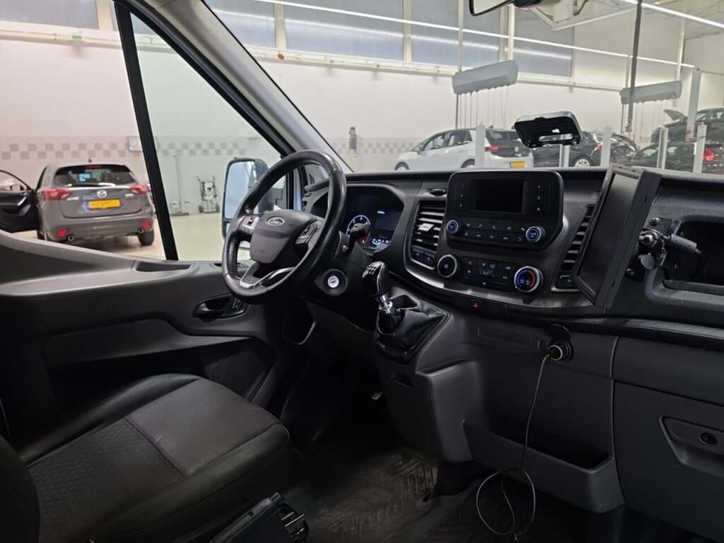 Ford Transit 350 2.0 TDCI L3H1 Am 2020 Airco – foto 4 – kavel bij BAS World Auctions, Veghel
