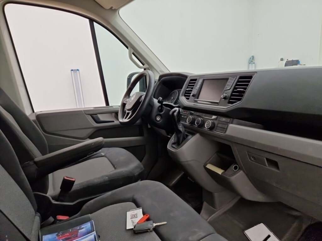Volkswagen Crafter 35 2.0 TDI L3H3 DSG 2019 AUT/Airco/NAV – foto 4 – kavel bij BAS World Auctions, Veghel