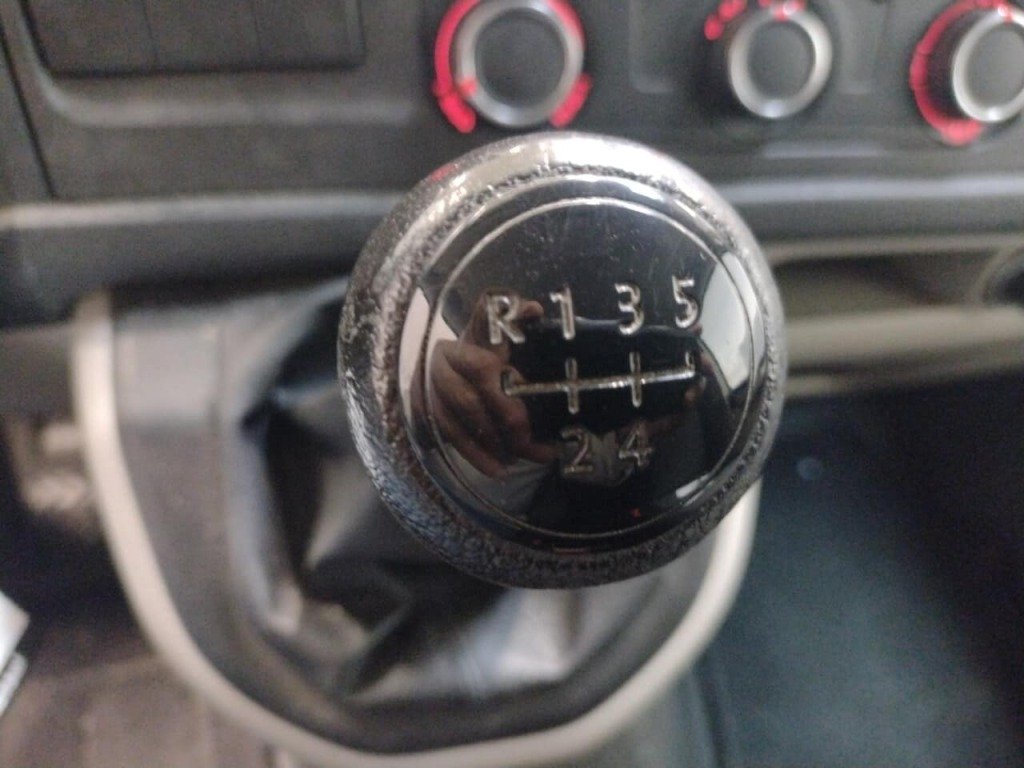 Volkswagen Transporter 2.0 TDI L1H1 Comfortline 2019 Airco/PDC – foto 10 – kavel bij BAS World Auctions, Veghel