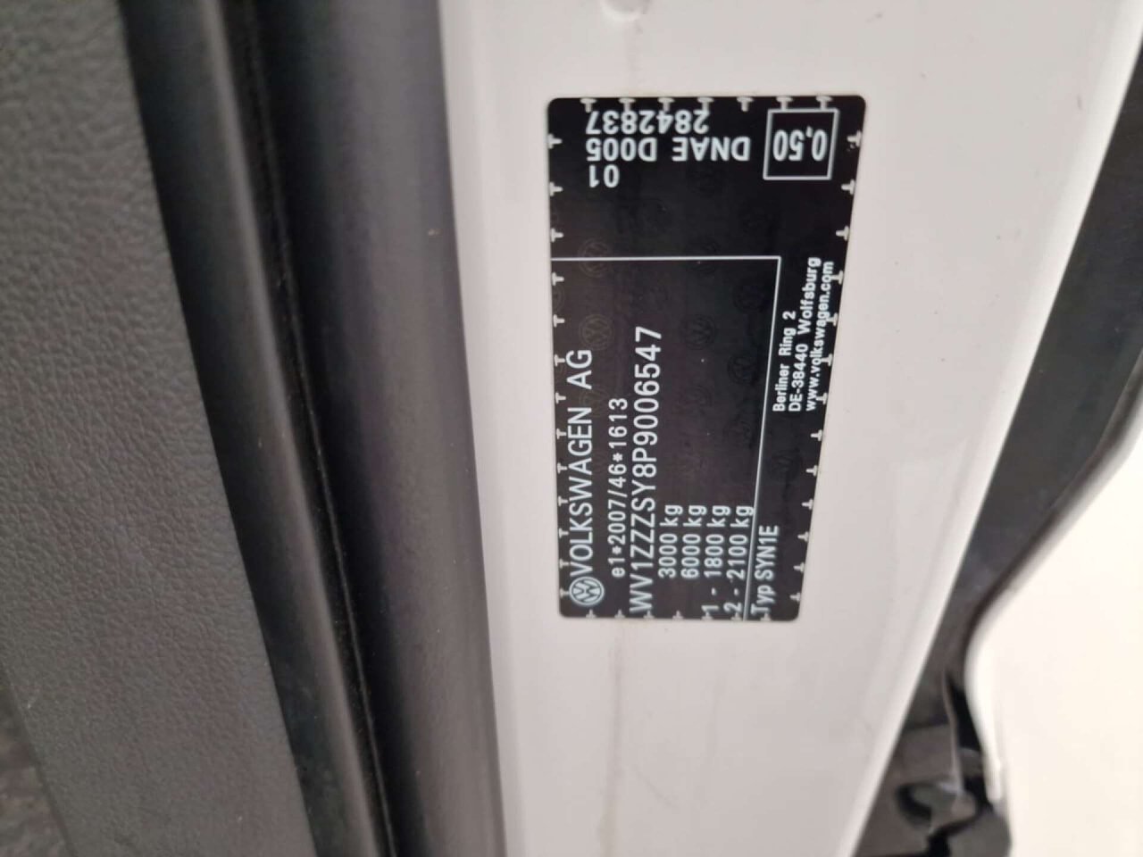 Volkswagen Crafter 30 2.0 TDI L3H2 Co 2022 Airco/NAV/PDC – foto 5 – kavel bij BAS World Auctions, Veghel