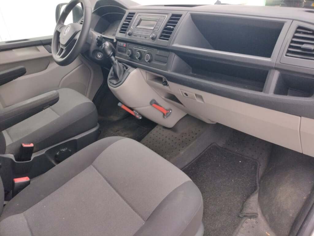 Volkswagen Transporter 2.0 TDI L1H1 Comfortline 2019 Airco/PDC – foto 4 – kavel bij BAS World Auctions, Veghel