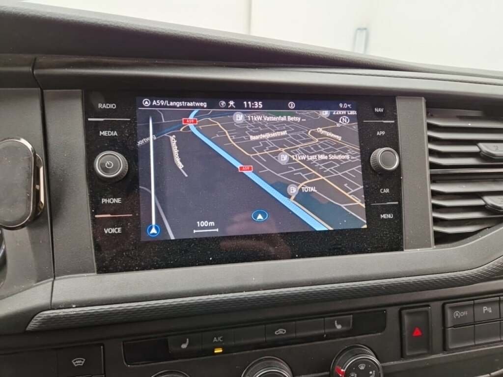 Volkswagen Transporter 2.0 TDI L2H1 2023 AUT/Airco/NAV/LMV/PDC – foto 10 – kavel bij BAS World Auctions, Veghel