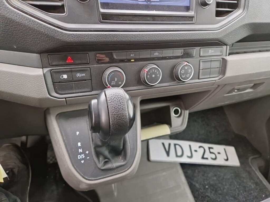 Volkswagen Crafter 35 2.0 TDI L3H3 DSG 2019 AUT/Airco/NAV – foto 10 – kavel bij BAS World Auctions, Veghel