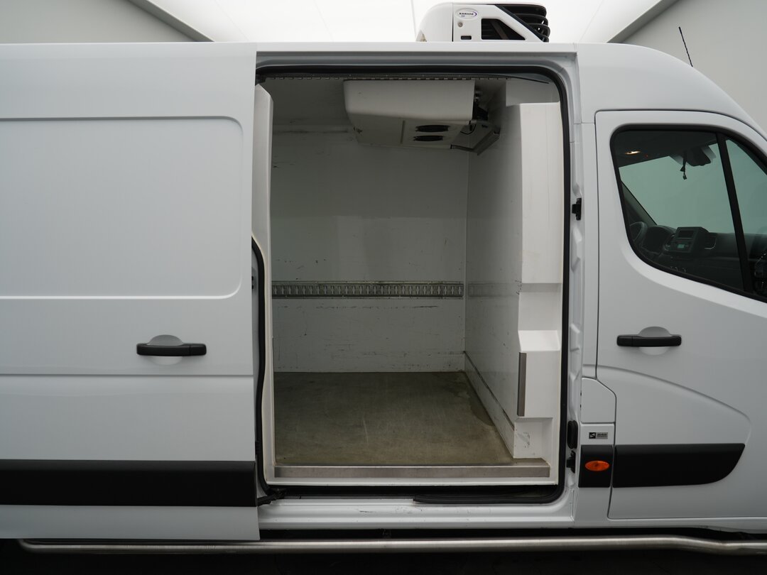 Renault Master 135PK L3H2 Refrigerated Closed Van Cruise Control Parking Sensors – foto 8 – kavel bij BAS World Auctions, Veghel