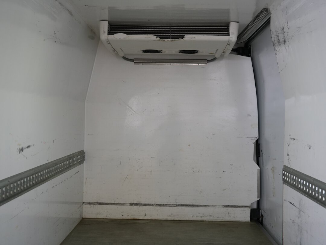 Renault Master 135PK L3H2 Refrigerated Closed Van Cruise Control Parking Sensors – foto 9 – kavel bij BAS World Auctions, Veghel