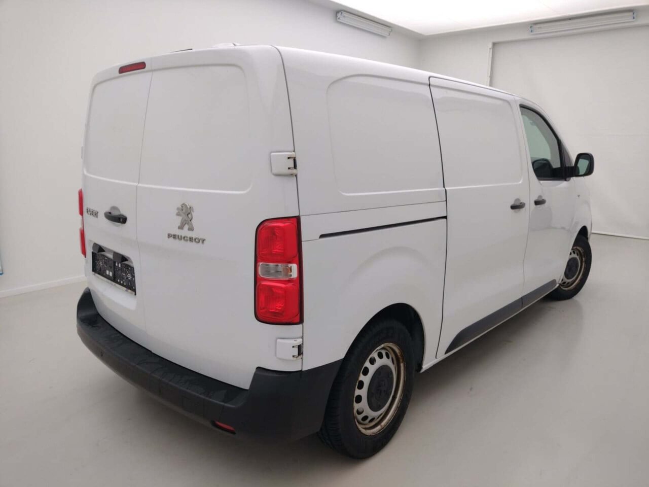 Peugeot Expert 1.5 BlueHDi Std. Prem. L2H1 2023 Airco/PDC – foto 3 – kavel bij BAS World Auctions, Veghel