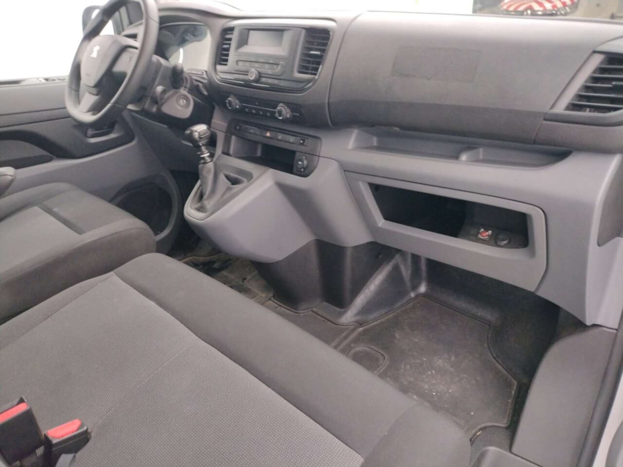 Peugeot Expert 1.5 BlueHDi Std. Prem. L2H1 2023 Airco/PDC – foto 4 – kavel bij BAS World Auctions, Veghel