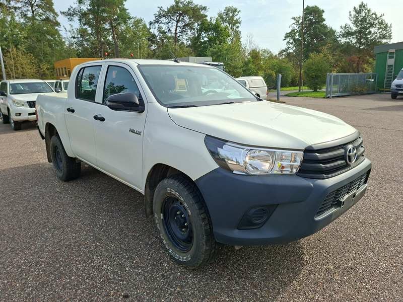 Toyota Hilux – foto 2 – kavel bij BAS World Auctions, Veghel