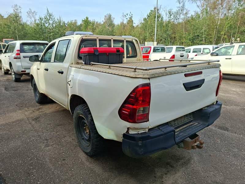 Toyota Hilux – foto 3 – kavel bij BAS World Auctions, Veghel