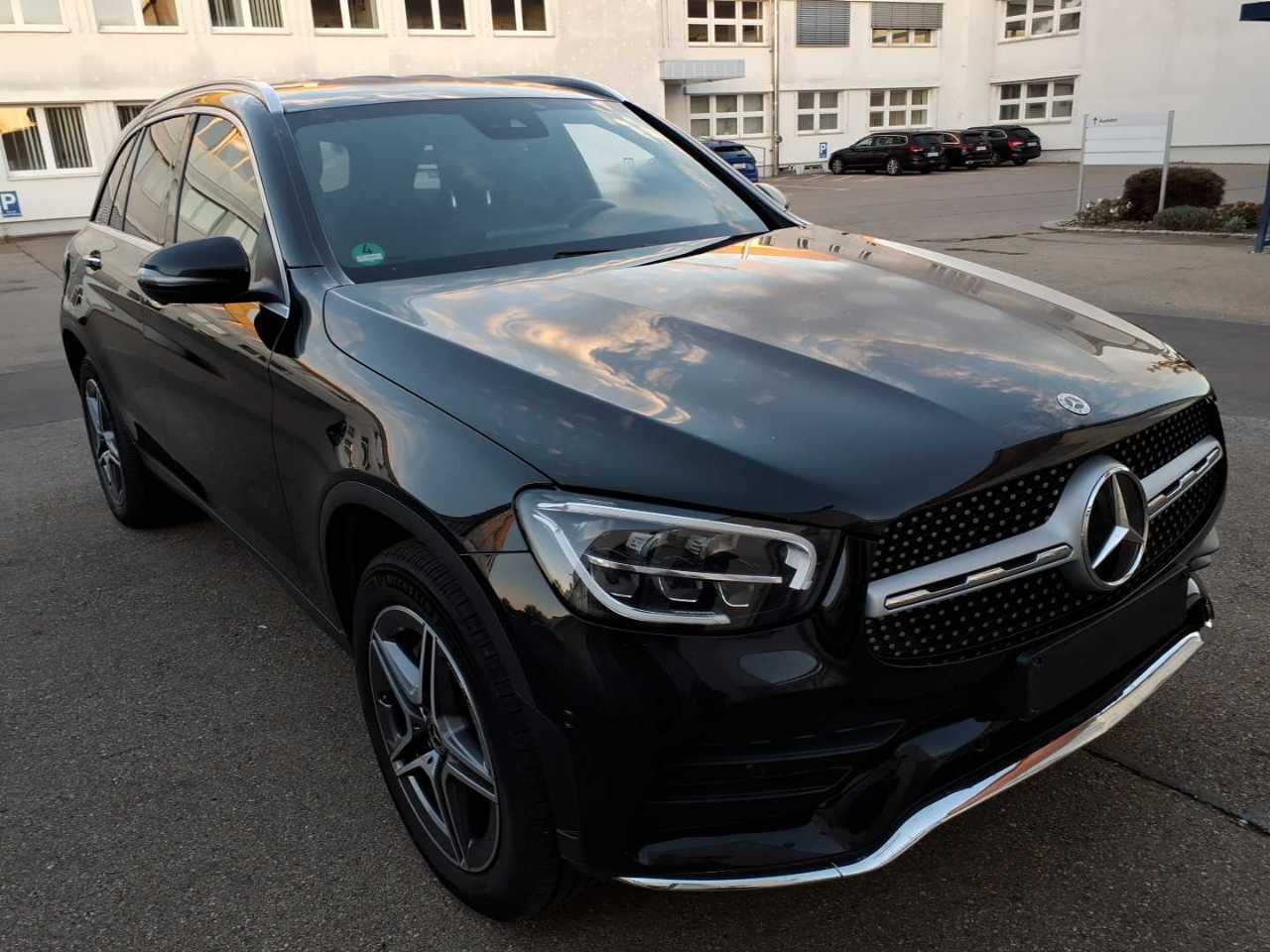 Mercedes Benz GLC 300 de 4MATIC GLC 300 de 4Matic (253.911) – foto 2 – kavel bij BAS World Auctions, Veghel