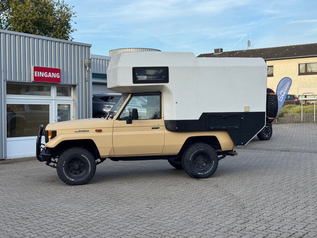 Toyota Land Cruiser – foto 4 – kavel bij BAS World Auctions, Veghel