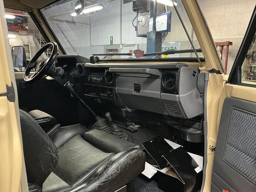 Toyota Land Cruiser – foto 9 – kavel bij BAS World Auctions, Veghel