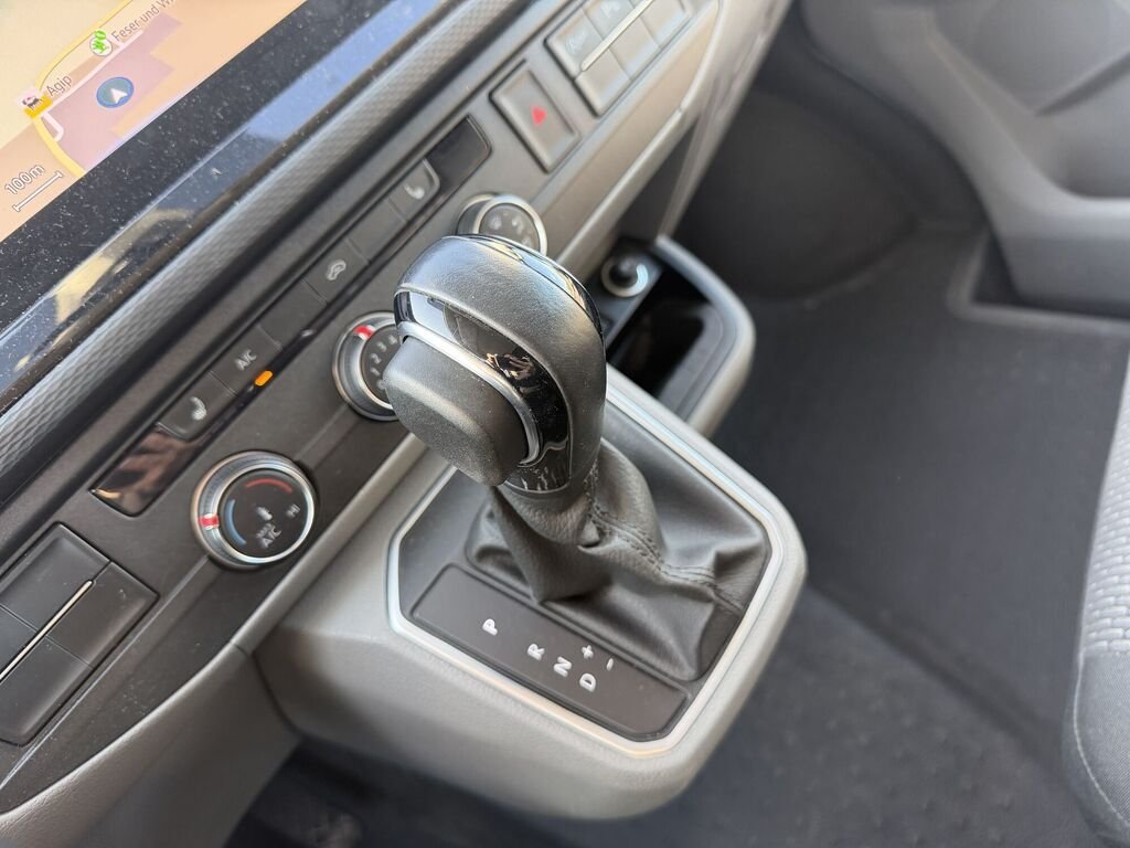 Volkswagen T6.1 Transporter Kasten – foto 10 – kavel bij BAS World Auctions, Veghel