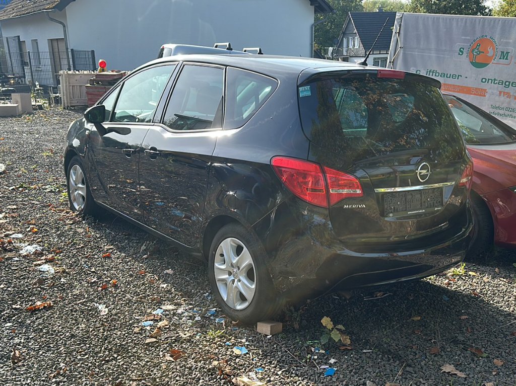 Opel Meriva B Design Edition – foto 3 – kavel bij BAS World Auctions, Veghel