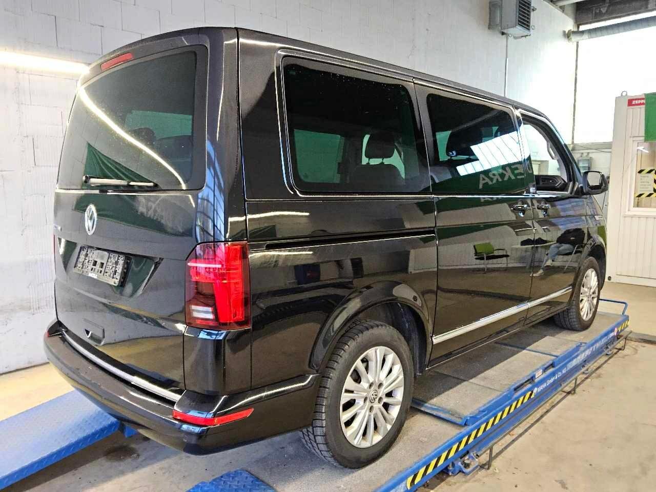 Volkswagen T6.1 Transporter Multivan (SH)(10.2019->2023) DE - Bs4 2.0 TDI EU6d, Multivan Generation Six, 2020 - 2022 – foto 4 – kavel bij BAS World Auctions, Veghel
