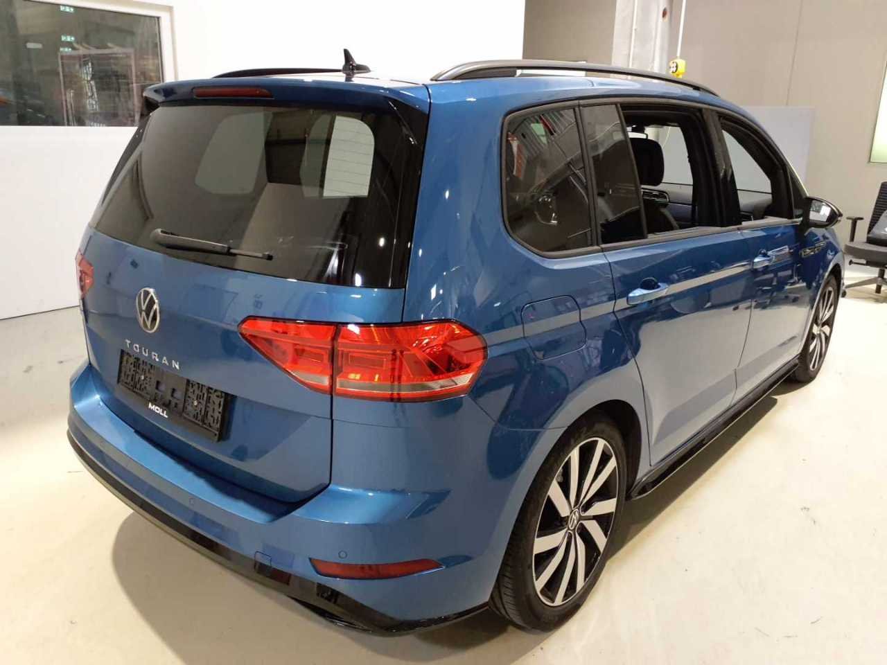 Volkswagen Touran (5T1)(04.2015->2026) DE - Van5 1.5 TSI Start-Stopp EU6d, Highline OPF, 2020 - 2024 – foto 4 – kavel bij BAS World Auctions, Veghel