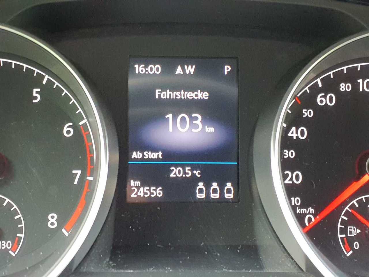 Volkswagen Touran (5T1)(04.2015->2026) DE - Van5 1.5 TSI Start-Stopp EU6d, Highline OPF, 2020 - 2024 – foto 9 – kavel bij BAS World Auctions, Veghel
