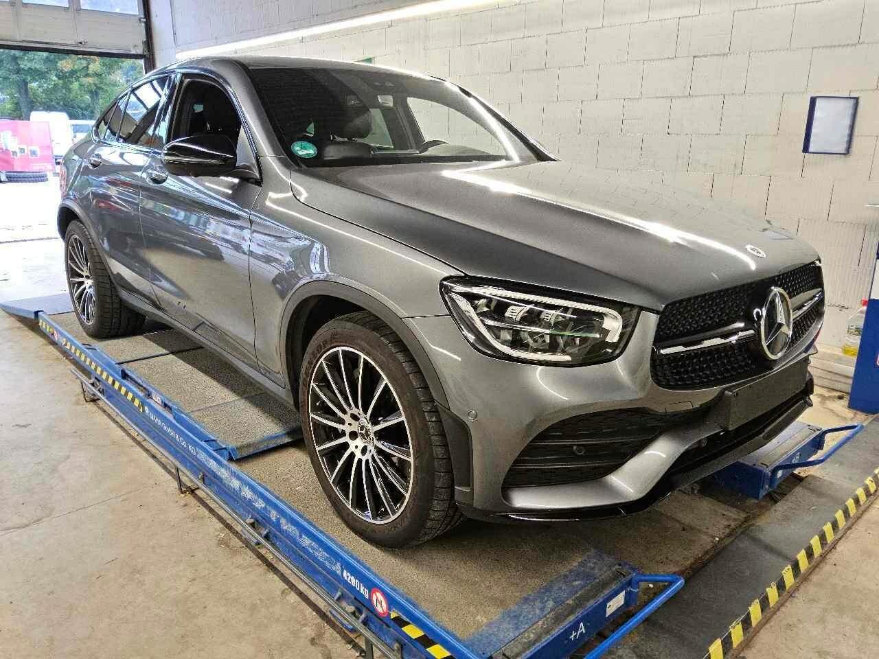Mercedes Benz GLC Coupe (BM 253)(11.2016->) DE - SUC5 GLC 200 EU6d, 4Matic AMG Line, (Facelift) 2020 - 2023 – foto 2 – kavel bij BAS World Auctions, Veghel