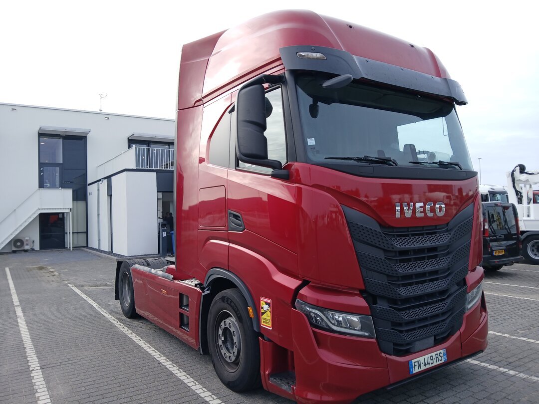 Iveco S-Way 510 – foto 2 – kavel bij BAS World Auctions, Veghel