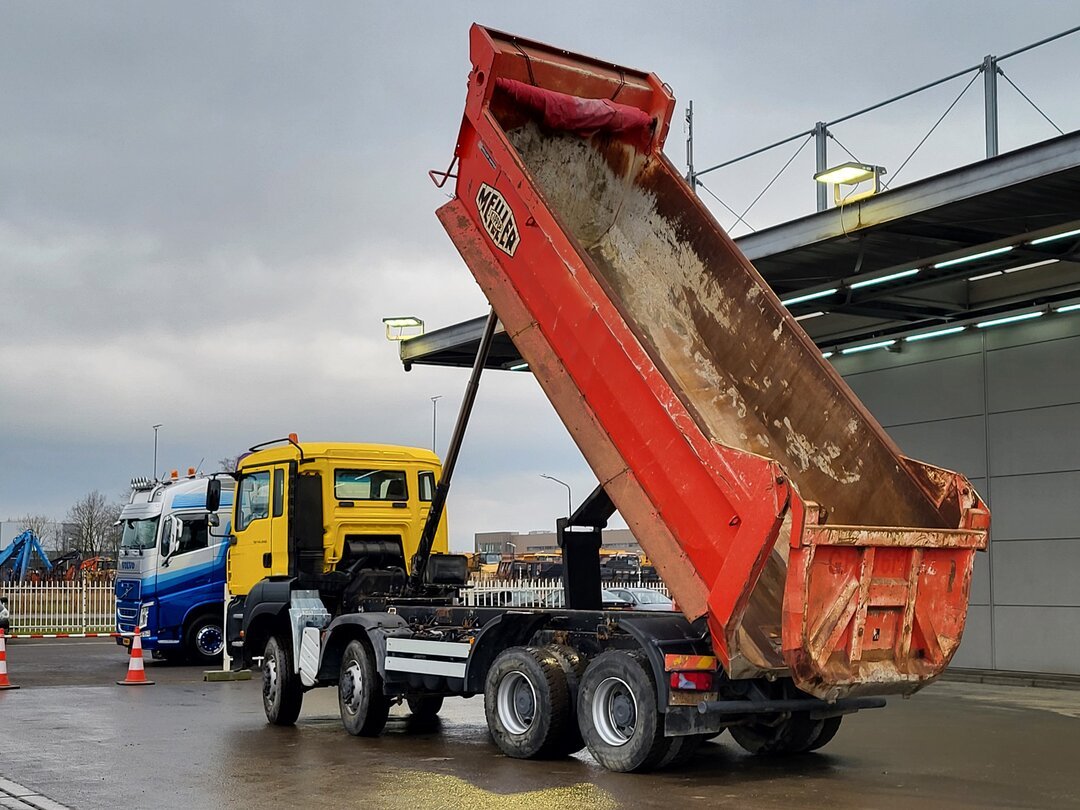 MAN TGA 41.440 Tipper 8x8 18m3 Meiller tipper Steelsuspension Big-Axle Manual Euro 4 – foto 3 – kavel bij BAS World Auctions, Veghel