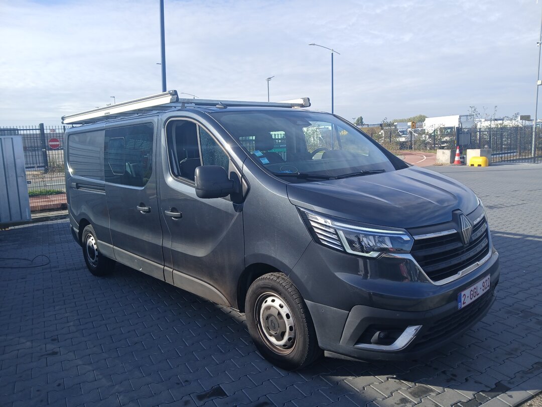 Renault Trafic 150pk Closed van – foto 2 – kavel bij BAS World Auctions, Veghel