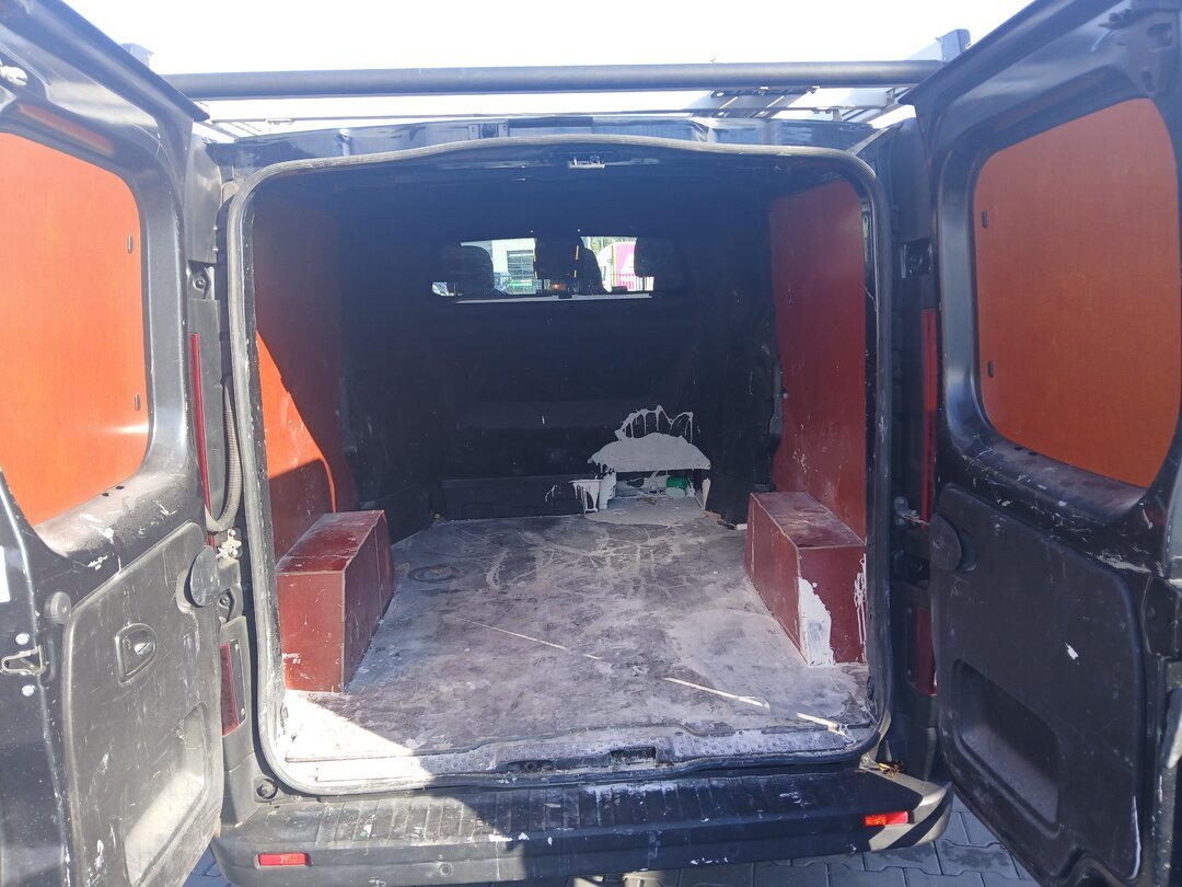 Renault Trafic 150pk Closed van – foto 7 – kavel bij BAS World Auctions, Veghel
