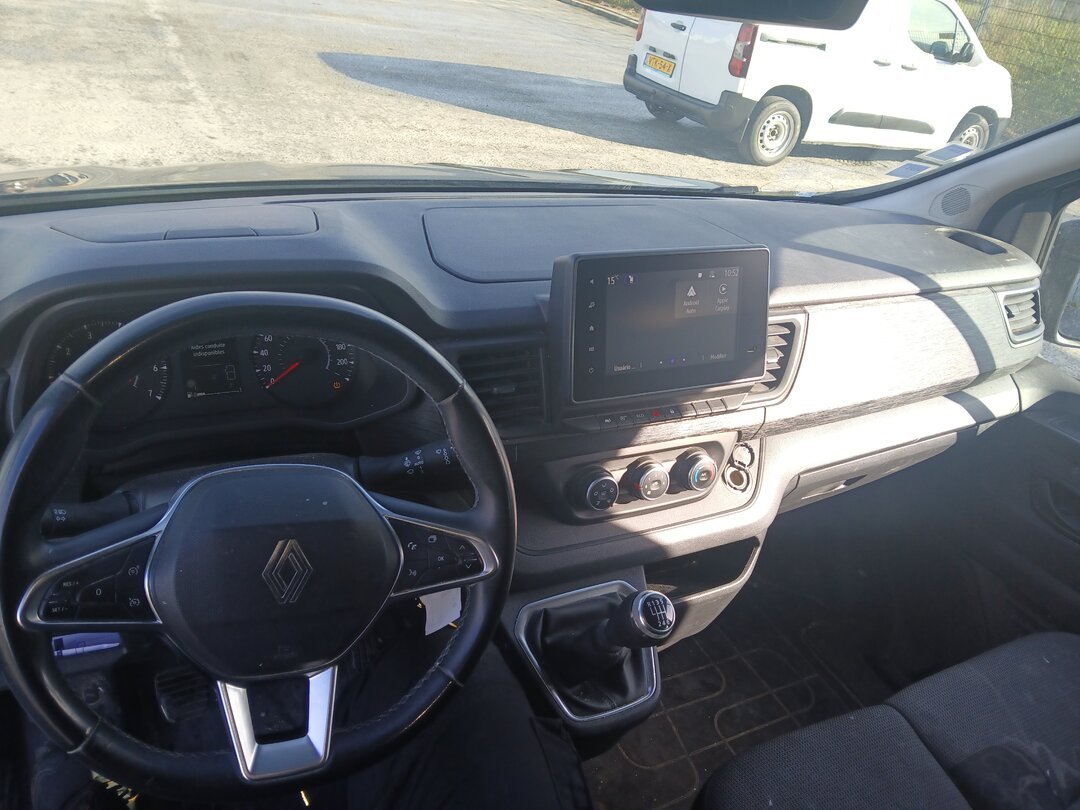 Renault Trafic Double Cabin 150pk Closed van – foto 7 – kavel bij BAS World Auctions, Veghel