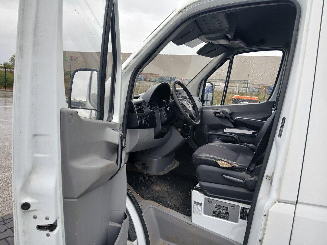 Mercedes Sprinter 313 CDI Closed van MOT 15-07-2027 – foto 8 – kavel bij BAS World Auctions, Veghel